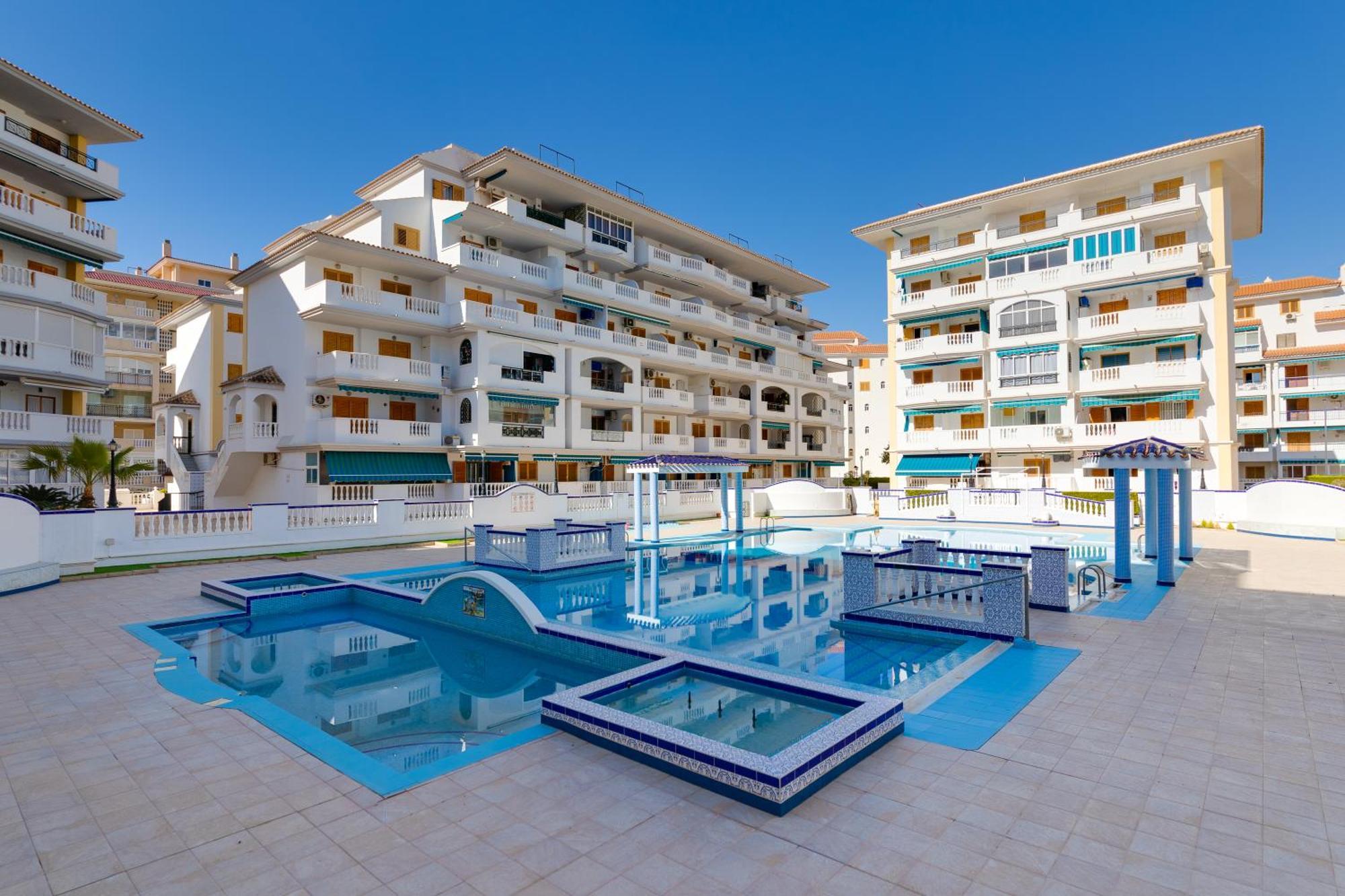 Urb Vinamar Apartman Torrevieja Kültér fotó