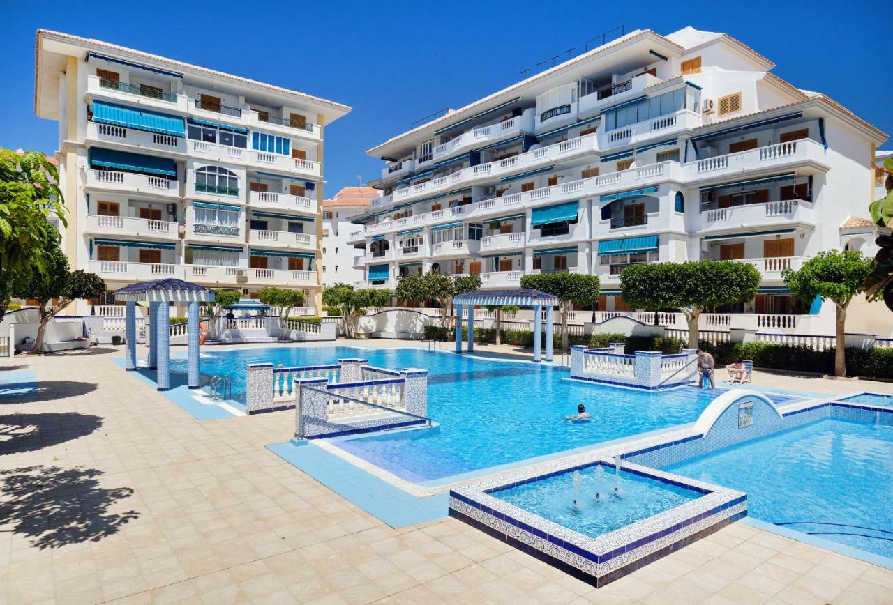 Urb Vinamar Apartman Torrevieja Kültér fotó