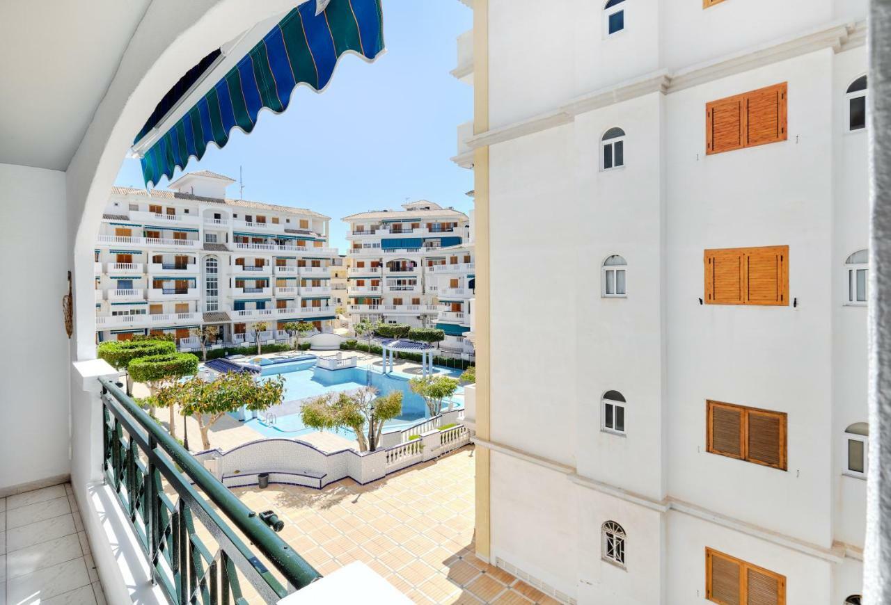 Urb Vinamar Apartman Torrevieja Kültér fotó